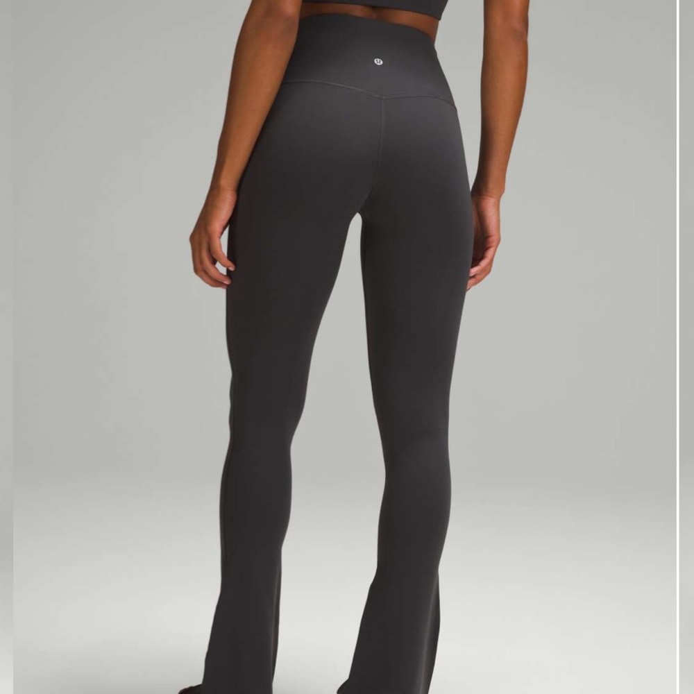 Lululemon Align High-Rise Mini-Flared Pant *Regular
Graphite Grey size 6